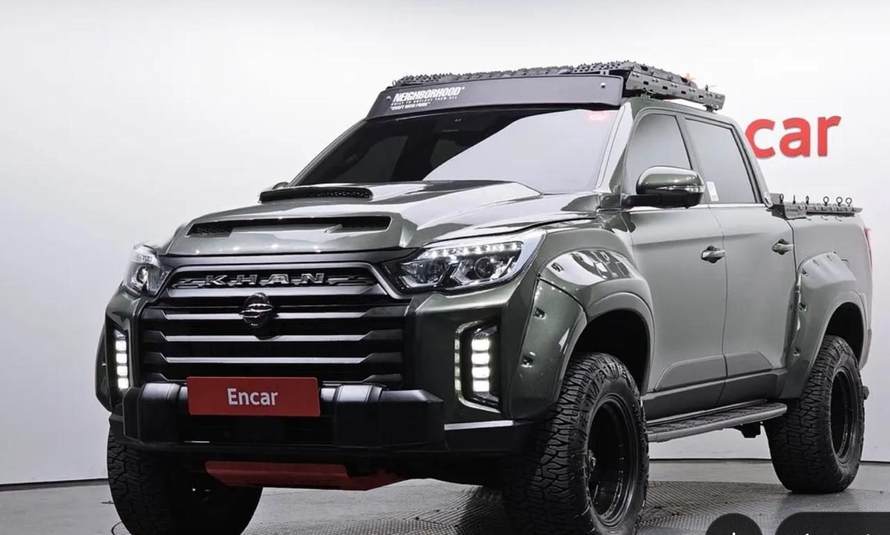 Внедорожный пикап SsangYong Khan Sport на площадке перед отправкой